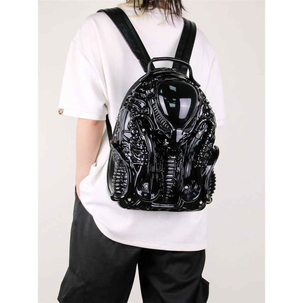 Alien-Inspired Punk Street Backpack - Image 3